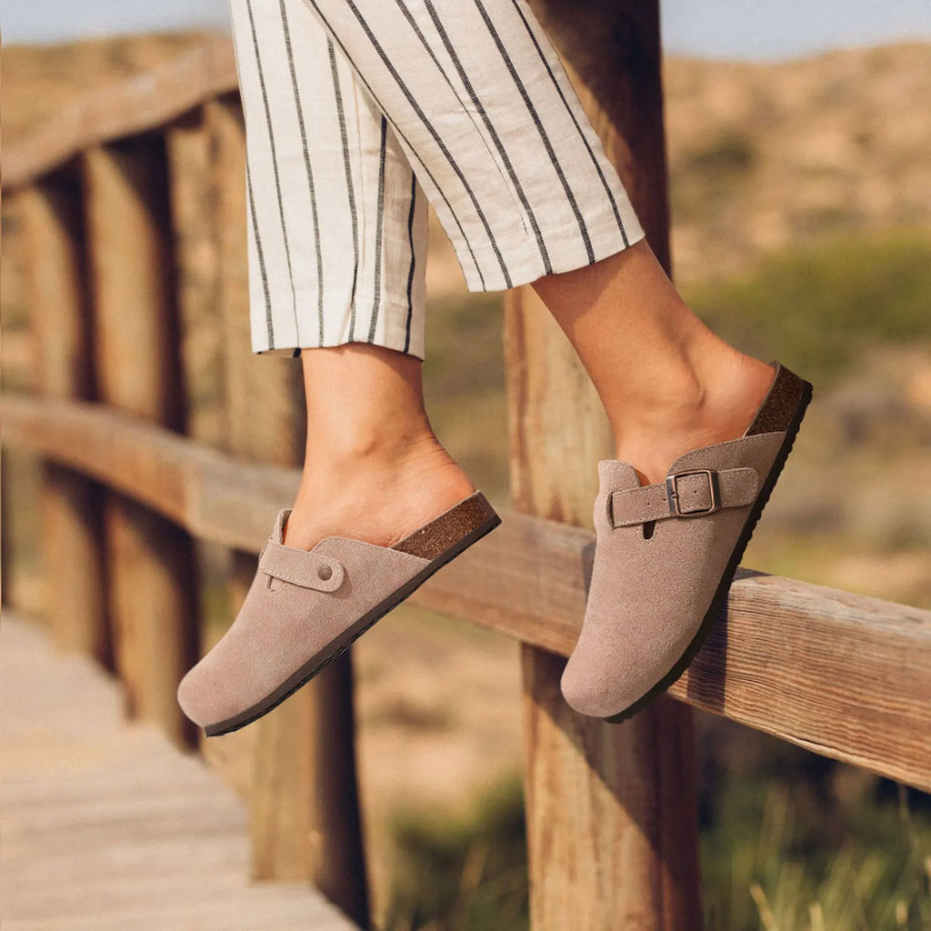 Shevalues Cork Suede Clogs For Women Cork Slippers Summer Cork Sandals Fashion Beach Slides Classic Mules Men Clogs Baotou Shoes