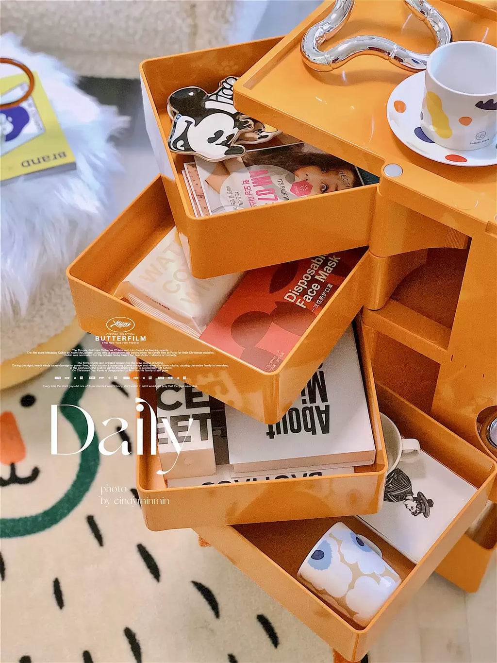 ‌360° Rotating Snack Cart - TikTok Viral Mobile Organizer, Makeup Vanity & Bedroom Storage Rack w/Wheels for Living Room‌