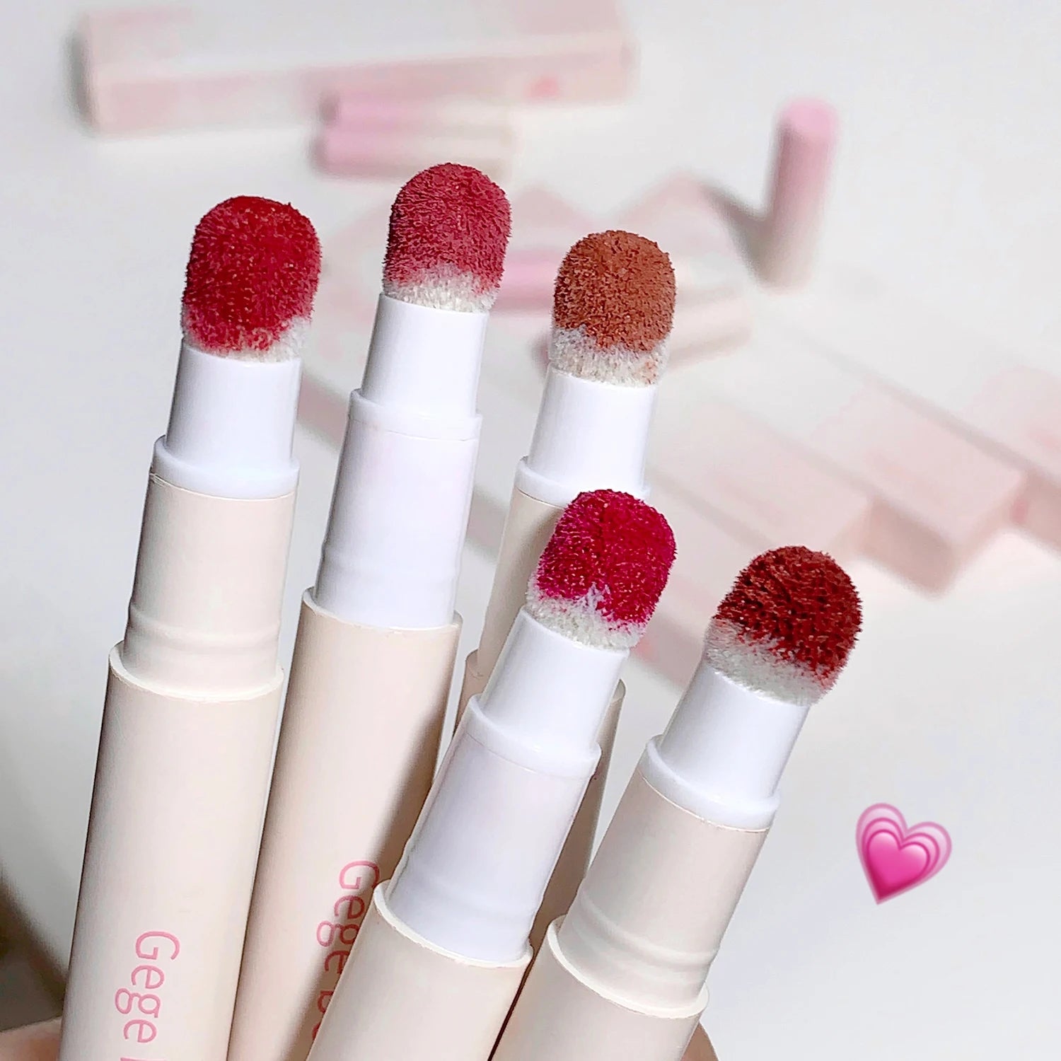Hot Sales Gege Bear Makeup Sponge Tip Lippie Lip Powder Cream Birthday Gift Matte Non-Stick Cup Cute Lip Powder Cream Lip Mud