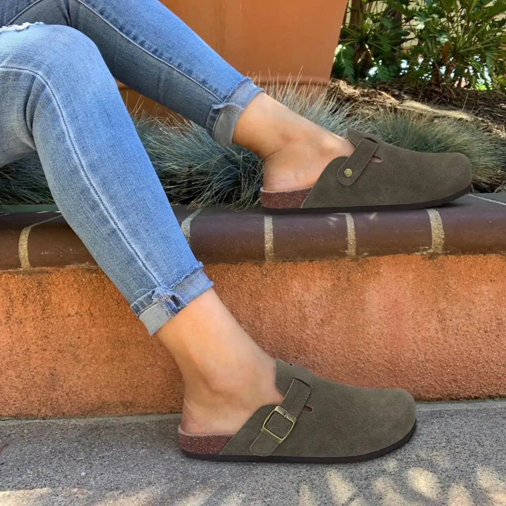 Shevalues Cork Suede Clogs For Women Cork Slippers Summer Cork Sandals Fashion Beach Slides Classic Mules Men Clogs Baotou Shoes